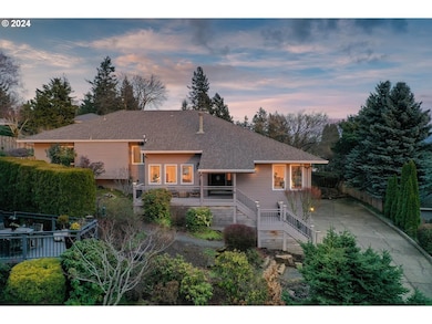 4079 Coltsfoot Ln, Lake Oswego, OR 97035 - photo 3