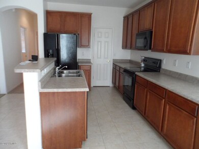 KITCHEN WITH ISLAND