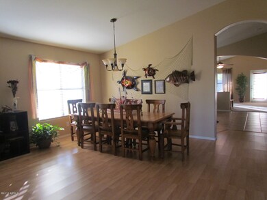 Formal dining from entry!