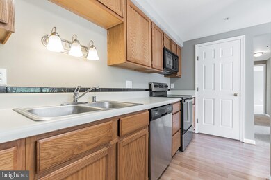 3381 Yost Ln unit 202, Dumfries, VA 22026 - photo 3