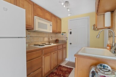 6-web-or-mls-141-main-st-23