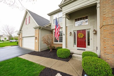 413 Ashmoore Cir E, Powell, OH 43065 - photo 4
