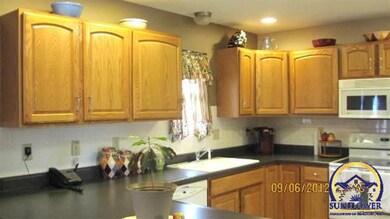 207 N 4th St, Mayetta, KS 66509 - photo 2