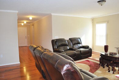 12157 Alexandra Dr, Jacksonville, FL 32218 - photo 5