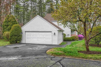 4 Cardinal Ct, MerriMacK, NH 03054 - photo 2