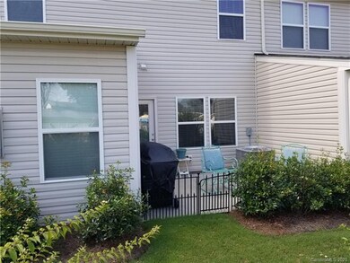 105 Brookshire Ln unit E, Statesville, NC 28677 - photo 4