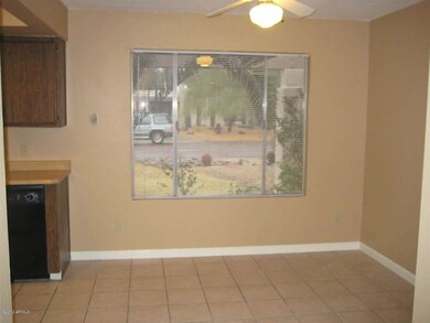 Kitchen eating area