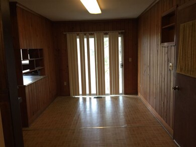 210 Oak St, Hazlehurst, MS 39083 - photo 7