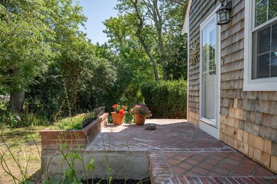 455 Chase Rd, North Dartmouth, MA 02747 - photo 5