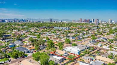 1414 E Weldon 00002