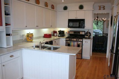 22 Collins Terrace, Saratoga Springs, NY 12866 - photo 7