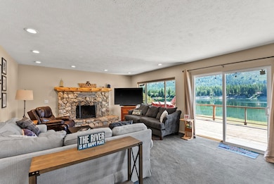 161 S Alaska Ln, Cusick, WA 99119 - photo 4