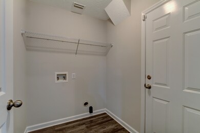 6634 Bennett Rd, Jacksonville, FL 32216 - photo 5