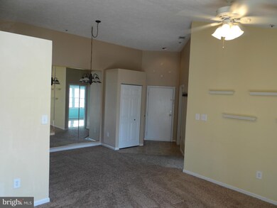 12209 Eagles Nest Ct unit J, Germantown, MD 20874 - photo 7