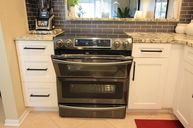 2/2 Ground floor lake view