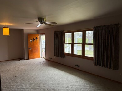 205 N Campbell St, Edina, MO 63537 - photo 3