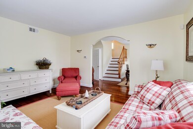 805 Mace Ave, Essex, MD 21221 - photo 5