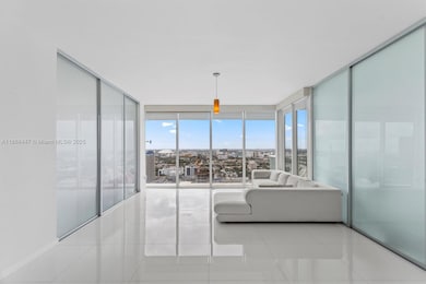 Ten Museum Park Condominiums unit 3106, Miami, FL 33132 - photo 2