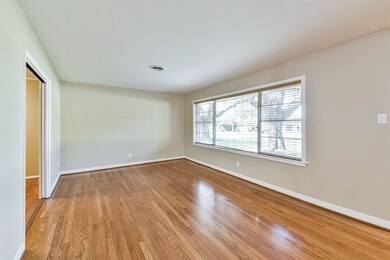 5231 Willowbend Blvd, Houston, TX 77096 - photo 4