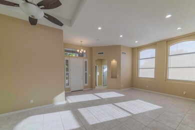 1402 E Laredo St-9864-HDR