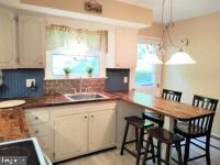 557 Valley Brook Dr, Lansdale, PA 19446 - photo 4