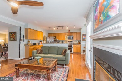 21819 Stonington Square, Sterling, VA 20164 - photo 7