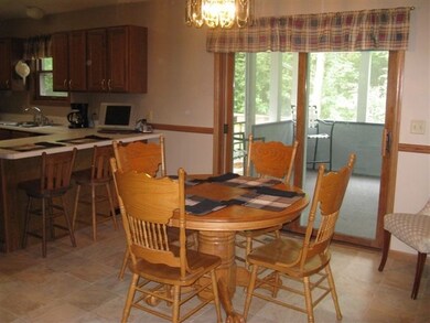 467 Meander Wood Rd, Oregon, WI 53575 - photo 4