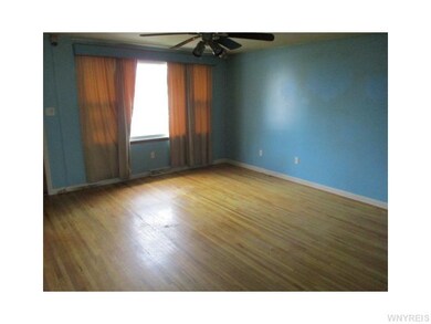 37 Dale Dr, North Tonawanda, NY 14120 - photo 4