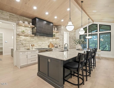 FRONT KITCHEN