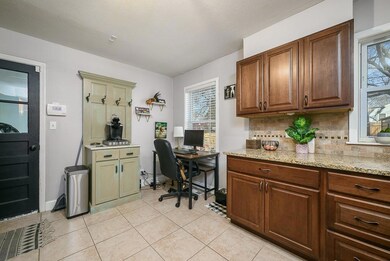 11730 W 68th Place, Shawnee, KS 66203 - photo 3