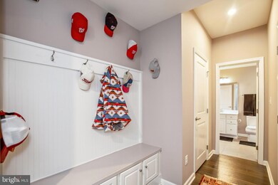 10406 Steeplechase Run Ln, Manassas, VA 20110 - photo 5