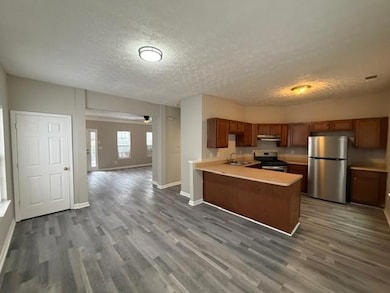 5590 Hampton Ct, Atlanta, GA 30349 - photo 6