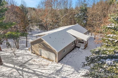 5177 Indian Lakes Rd NE, Cedar Springs, MI 49319 - photo 4