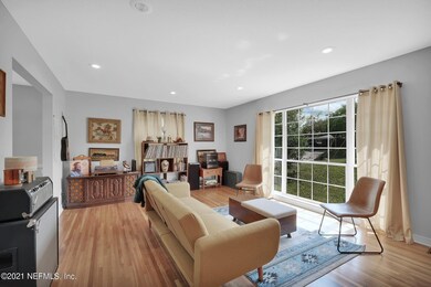 3412 Edgewater Dr, Jacksonville, FL 32210 - photo 6