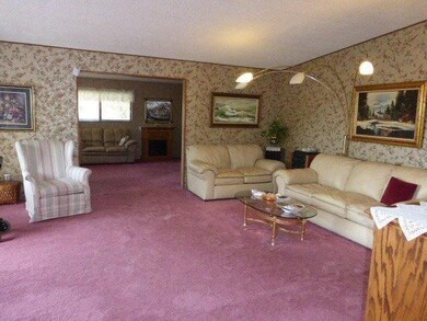 9535 Blackwell Rd, Central Point, OR 97502 - photo 4