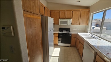 2020 Rustler Ridge Ave, North Las Vegas, NV 89031 - photo 7