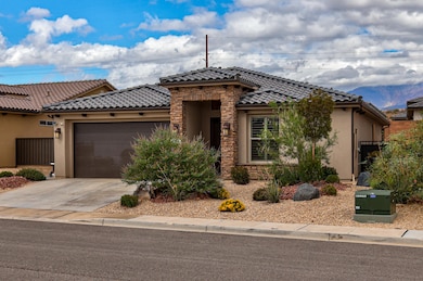 152 W Camino Oso Dr, Washington, UT 84780 - photo 2