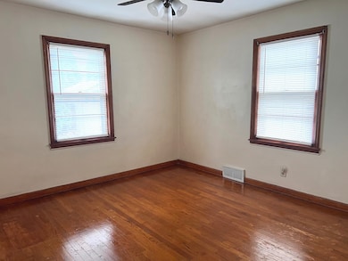 1425 Frederick St, Joliet, IL 60435 - photo 4