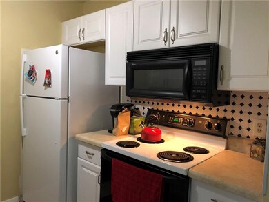 13350 SW 1st St unit 108, Pembroke Pines, FL 33027 - photo 6