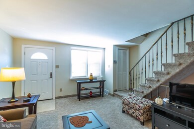 818 Crescent Dr, Glenolden, PA 19036 - photo 7