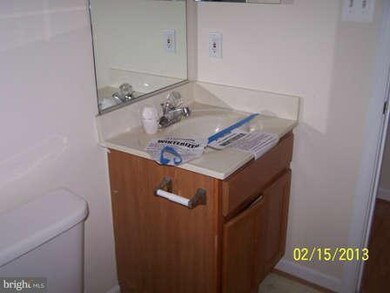 8931 Town Center Cir unit 310, Upper Marlboro, MD 20774 - photo 7