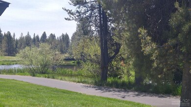 17633 Loon Ln unit 19, Sunriver, OR 97707 - photo 5