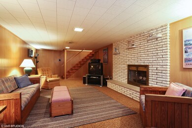 304 Paw Paw St, Three Oaks, MI 49128 - photo 4