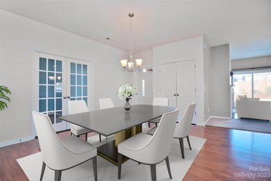 2010 Blue Iris Dr, Matthews, NC 28104 - photo 3