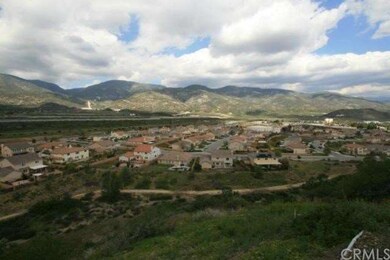 5583 N Pinnacle Ln, San Bernardino, CA 92407 - photo 6