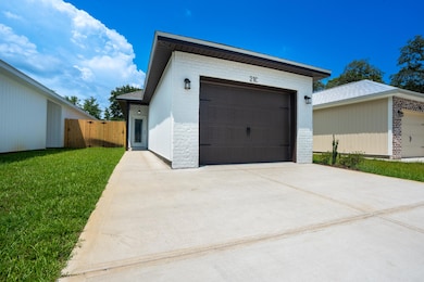 21 5th Ave, Shalimar, FL 32579 - photo 2