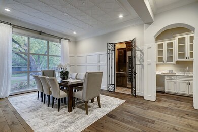 12010 Surrey Ln, Houston, TX 77024 - photo 7