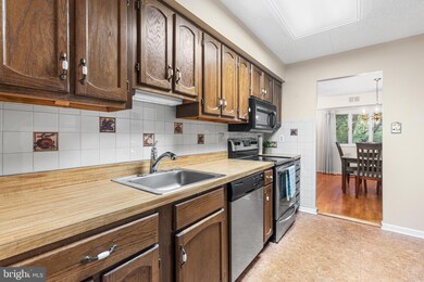 103 Summit Dr unit A, Bryn Mawr, PA 19010 - photo 5