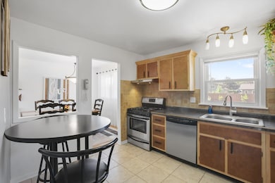 8612 Jefferson Ave, Munster, IN 46321 - photo 4