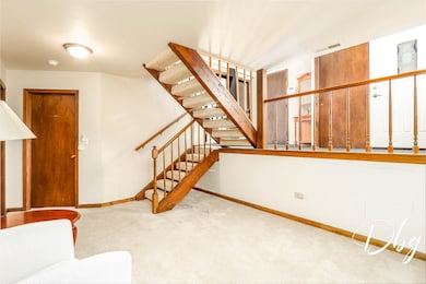 4750 Crest Ct, Waukegan, IL 60087 - photo 2